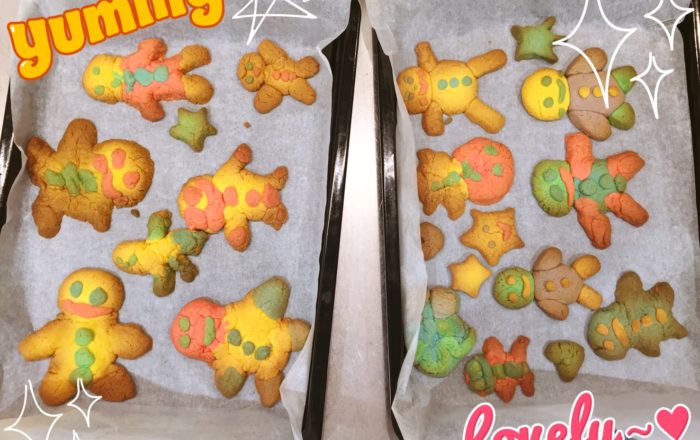 体のパーツを覚えながらクッキー作りに挑戦!夜は音楽から喜怒哀楽や色などを感じ取り、それを表現する練習を行いました。