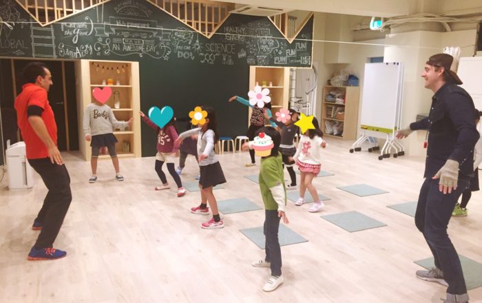 5W1Hを使って自己紹介!/生徒さんもフォローしてくれてビジターさんとの体験レッスン