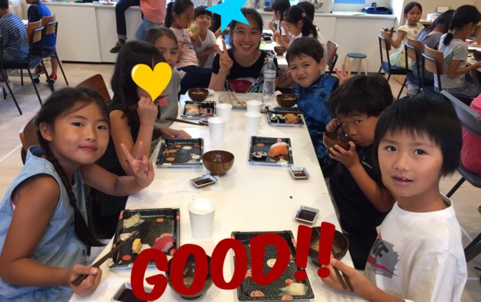 寿司パーティー!!初体験も。。。/画伯の絵についた値段は?