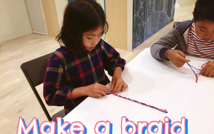 ブレスレット作りに挑戦／ゴーストハウスからでてきたものは？