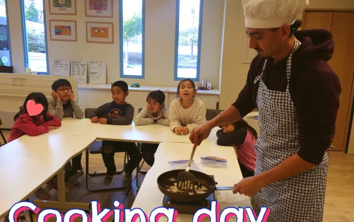 香ばしい匂いにさそわれて、、、クッキングタイム/ナイトコース:ストーリーを読み取ろう!