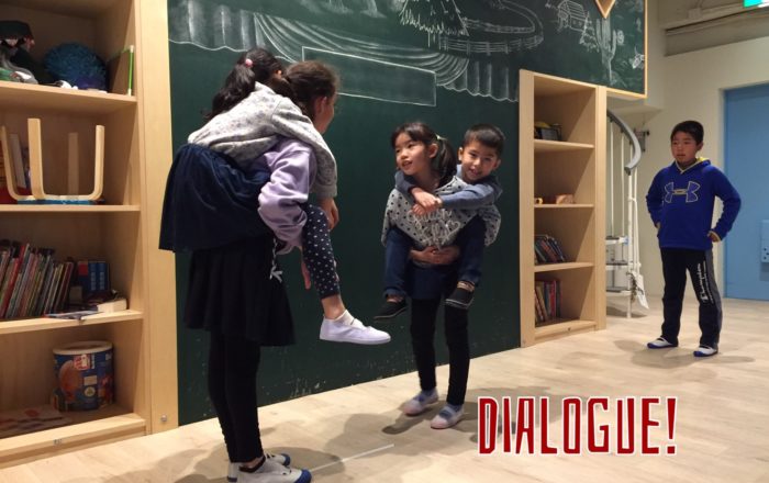 テーマに沿った会話を考えて発表。