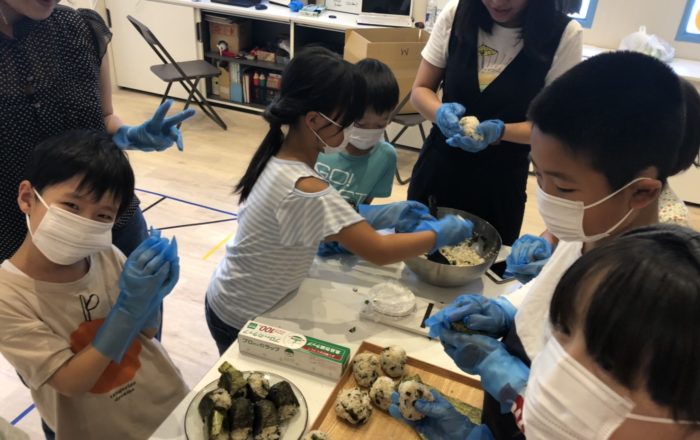 早く来たのでお手伝い！