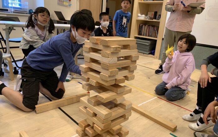 【青葉校】みんなでジェンガをやってみよう!