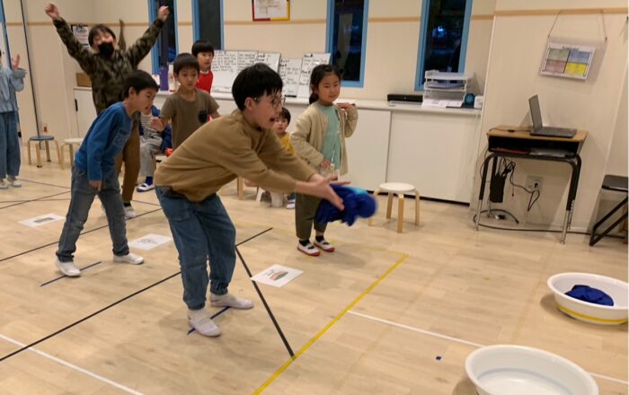 【青葉校】ボールパスリレーをやりました!