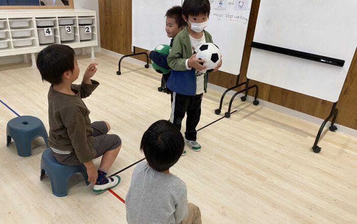 【都筑校】君は魔法使い？新しいストーリーにわくわく！