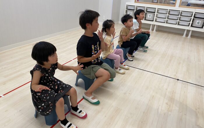 【都筑校】Storyの復習に励みました!