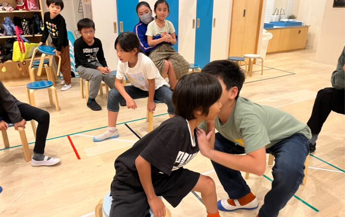 【青葉校】今週のメインゲームは「伝言ゲーム」でした!