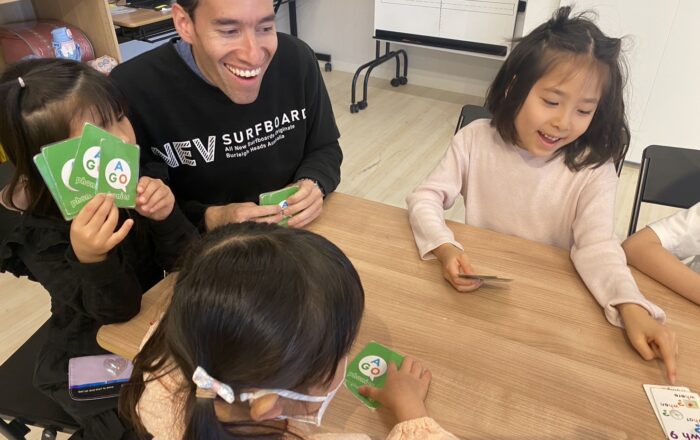 【都筑校】カードを使った英語やストーリーの練習