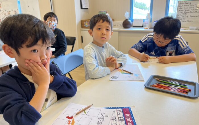 【青葉校】今日のテーマは「パズルを作ろう」