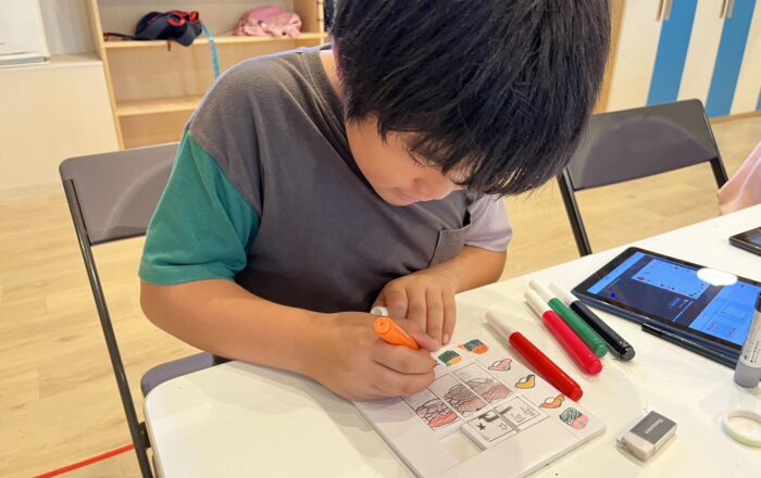 【青葉校】好きな絵を描いてスライドパズルを作りました♪
