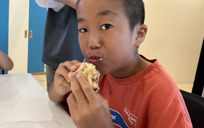 【青葉校】おいしいCrepes（クレープ）をつくりました♪