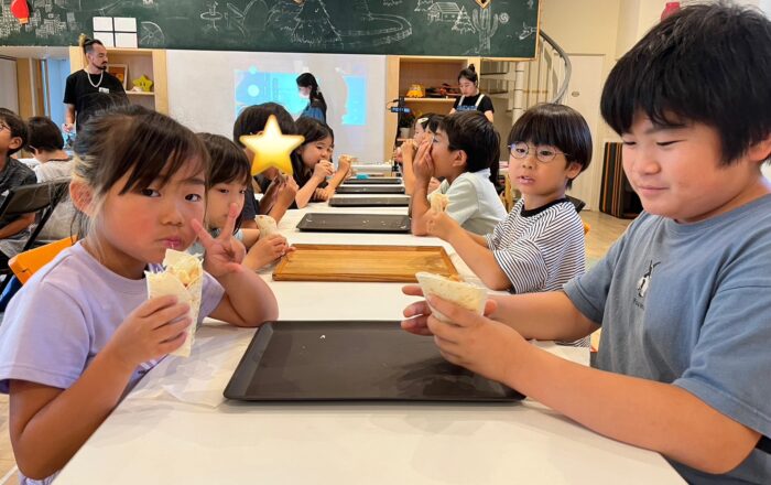 【青葉校】Hola!（オラ！）みんなでトルティーヤを作りました！