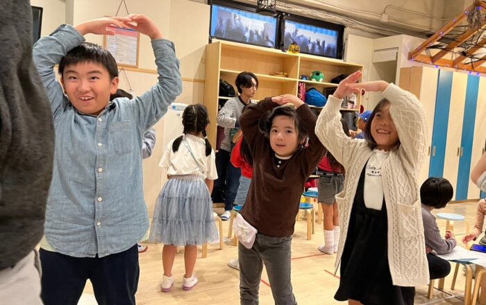 【青葉校】新しいストーリー ”The Stranger”が始まりました♪