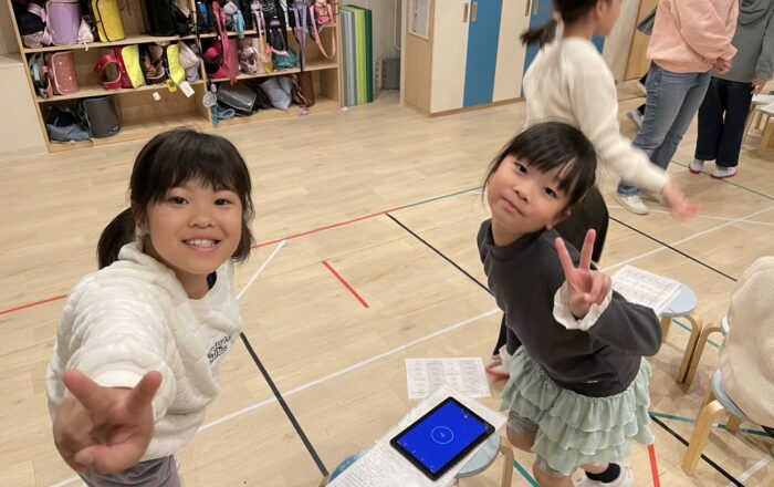 【青葉校】今月のストーリー Time Machine 2 (タイムマシン2)が始まりました🤖