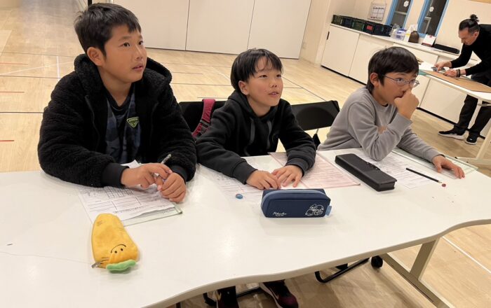 【青葉校】月曜のナイトクラスは初級・中級スピーキングクラス🌙