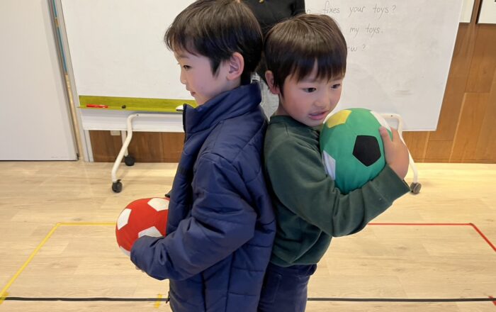 【青葉校】今週のQ＆AタイムはFace Off 🥎（フェイスオフ）