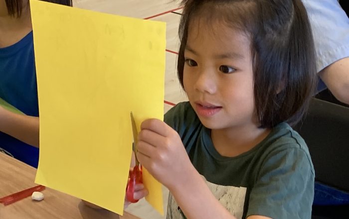 【都筑校】蛇が立体だー!!