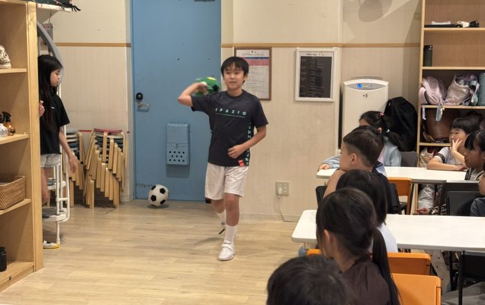 【青葉校】Answer and throw the ball!