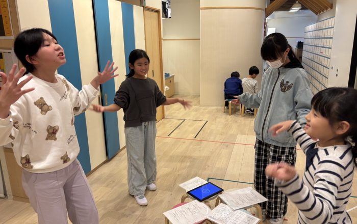 【青葉校】協力し合いストーリーは完成していく